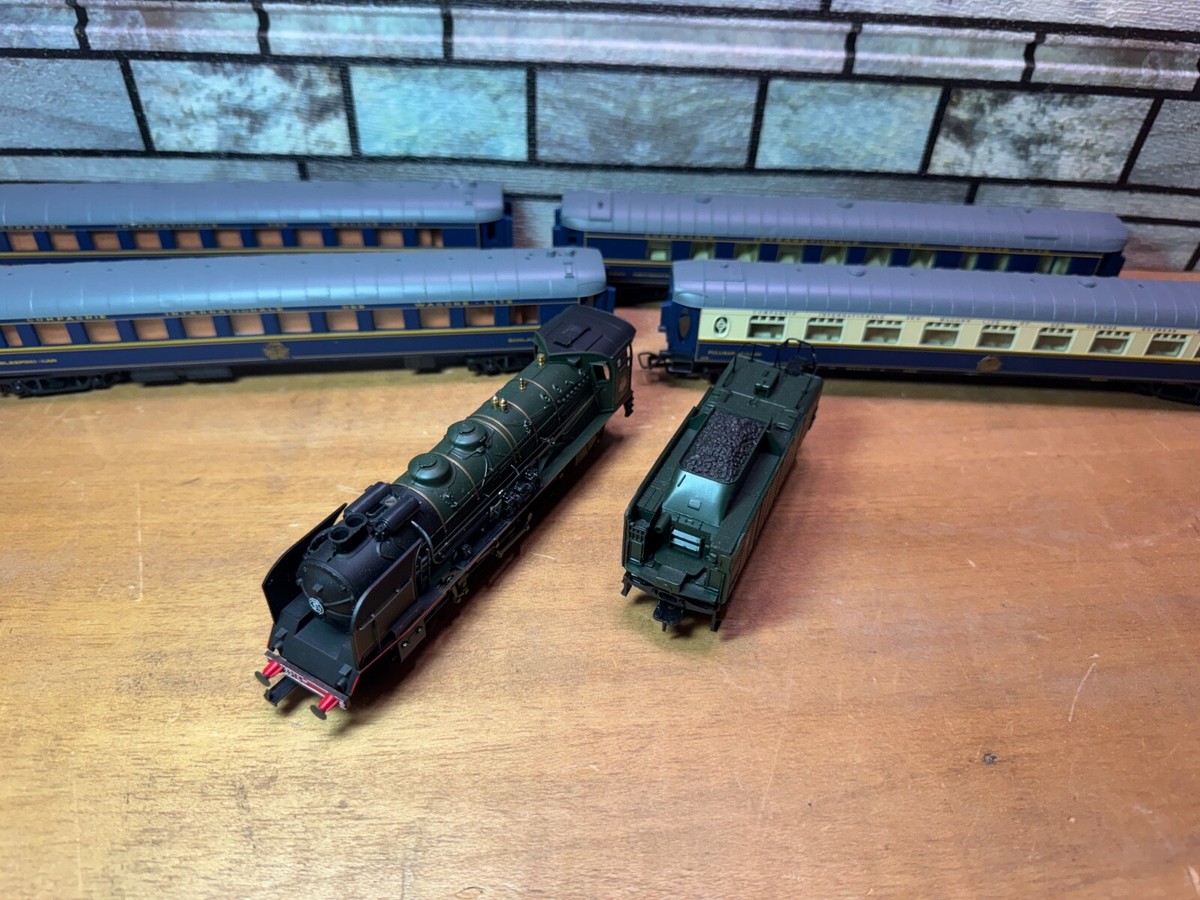Jouef 8253 HO Scale The Orient Express Steam Locomotive