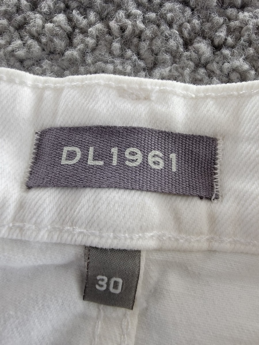 DL1961 Asra Classic Skirt Women's 30 White Raw Hem Pockets DL1961 Asra Classic Skirt Women's 30 White Raw Hem Pockets