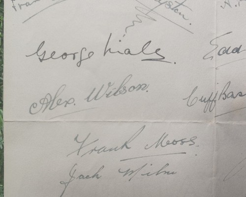 Arsenal Football Club SIGNED ALBUM PAGE Circa 1936 x 15 Autographs. COA Rare - Imagen 16 de 19