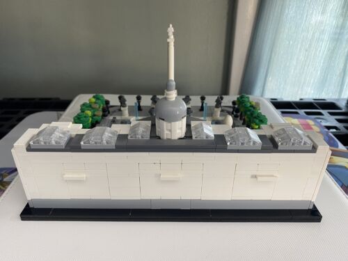 Lego Architecture 21045 Trafalgar Square Complete NO Box or Manual - Picture 3 of 8