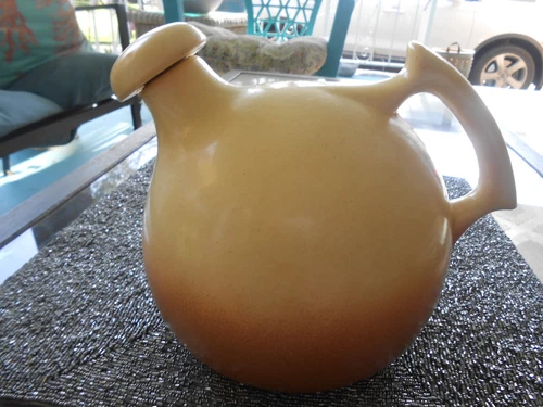 Vtg 1938 RUMRILL RED WING NO. 50 2 TONE POTTERY JUG W/ CAP 9"H  X 7" ACROSS