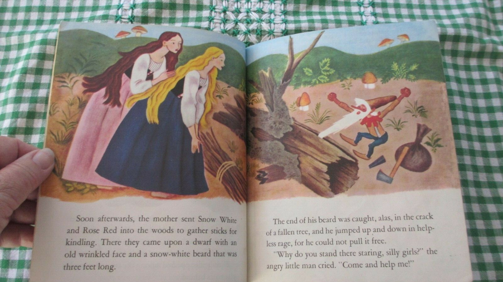 Vintage A Little Golden Book Tenggrens Snow White & Rose Red 19521962
