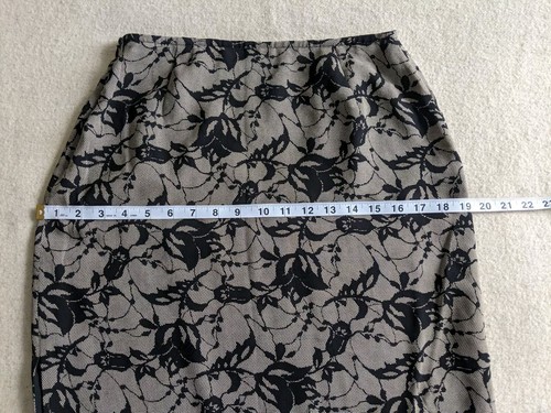 INC Petite Women Size 6P Silk Skirt Lined Slit Sides Beige Black Floral Lace Zip - Picture 8 of 13