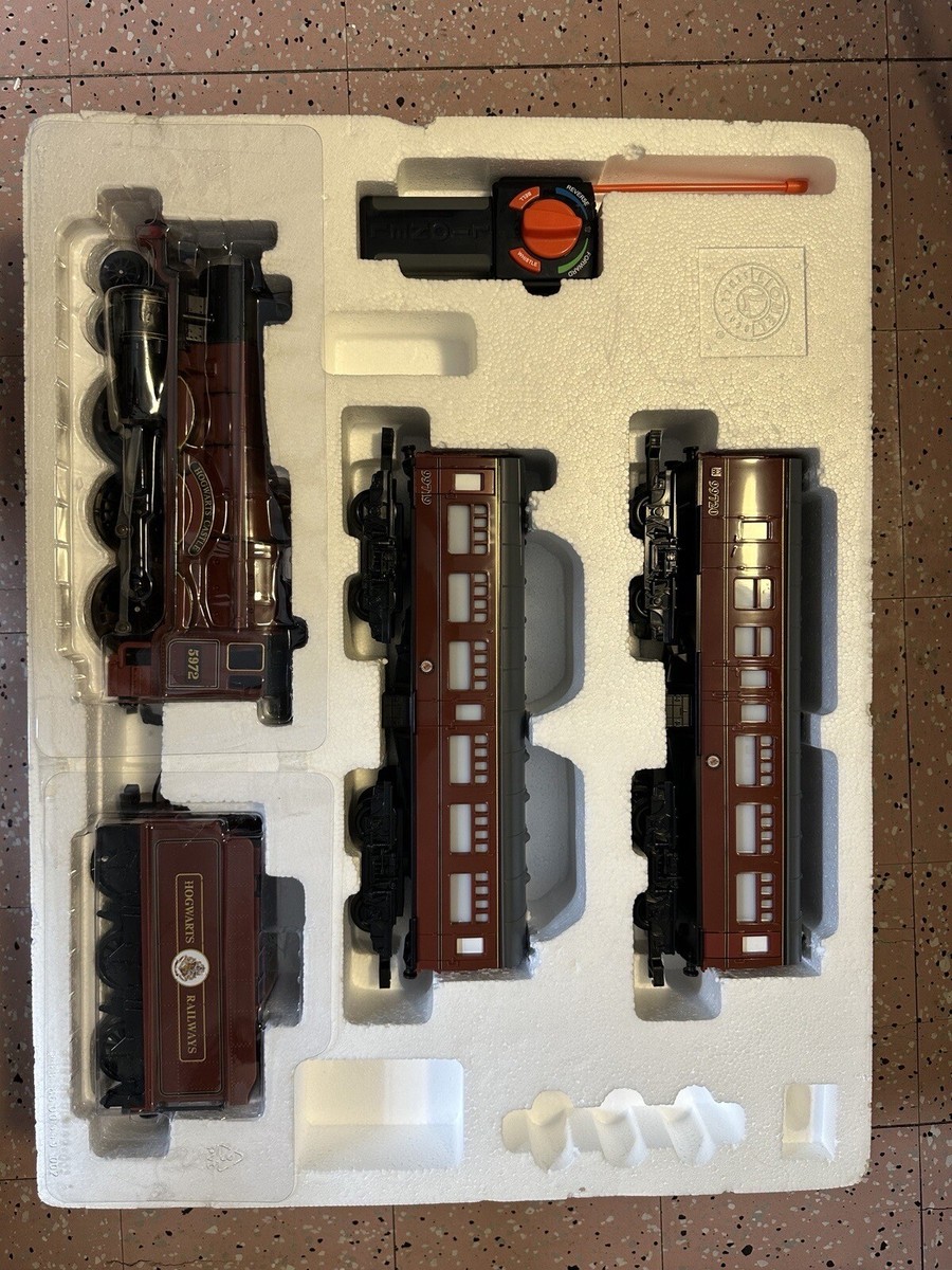 2012 Lionel Harry Potter Hogwarts Express G-Gauge Ready-to 2012 Lionel Harry Potter Hogwarts Express G-Gauge Ready-to