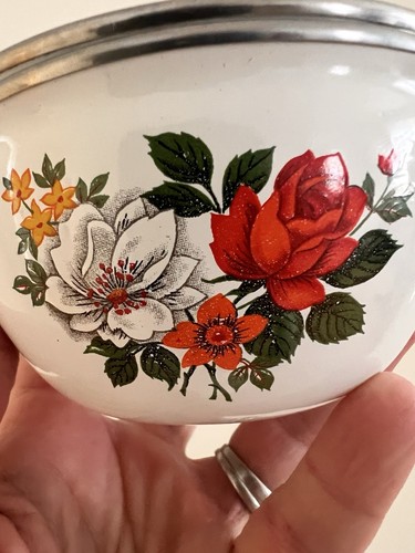 Ciotole smaltate vintage disegno floreale 'Sam Young' piccole 4 pollici set di 2 rose anni 50 - Foto 3 di 7