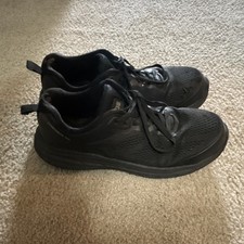 Reebok Men's Low Top Lace-Up Athletic Sneakers Black Solid Casual Activewear