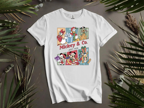 Disney Mickey Mouse Mickey's Friends Mickey Co Est 1928 Weihnachten weiß T-Shirt  - Bild 2 von 4