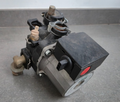 Wilo FRSL 15/4-1 HE-3 Circulation Pump Assembly with Sensors   Used