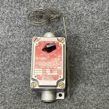 Johnson Controls A19AUC-2 120/240VAC 1HP Thermostat Temp Controller Hazardous Lo