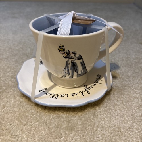 Juego de platos de taza de té de cerámica Rae Dunn Disney Princesa Cenicienta Midnight is Calling