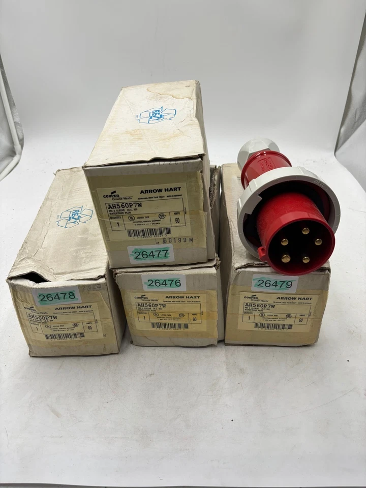 Enchufe hermético Arrow Hart AH560P7W 60 amperios 1 por pedido Foto 3 de 3