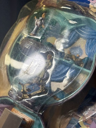 Vintage 1995 Disney Tiny Collection Aladdin Polly Pocket Playcase - Bild 3 von 21