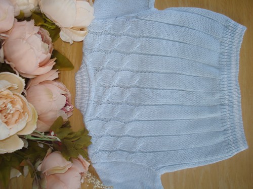 Baby Junge Strickjacke hellblau weiß 100% Baumwolle Zopfmuster 9-12 m - Bild 5 von 6