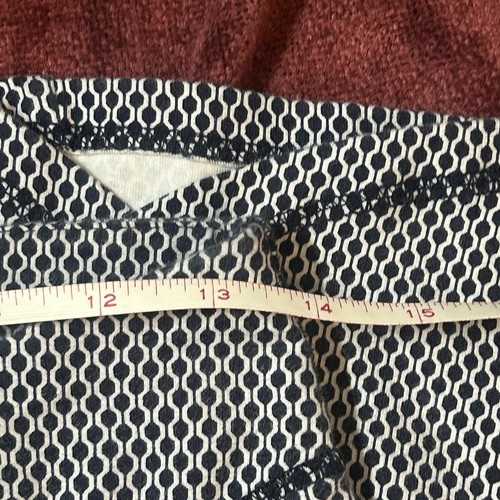 Women’s Talbots Capri Leggings Size S Geometric Pattern P1 - Picture 3 of 6