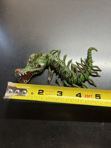 Gigantor jiggler centipede dragon crocodile toy alligator monster 5.5" W13 - Picture 7 of 7