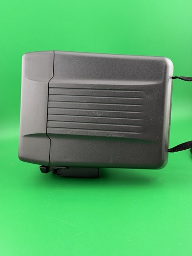 Polaroid One Step Close Up 600 Instant Film Camera with Flash & Strap - Picture 7 of 9