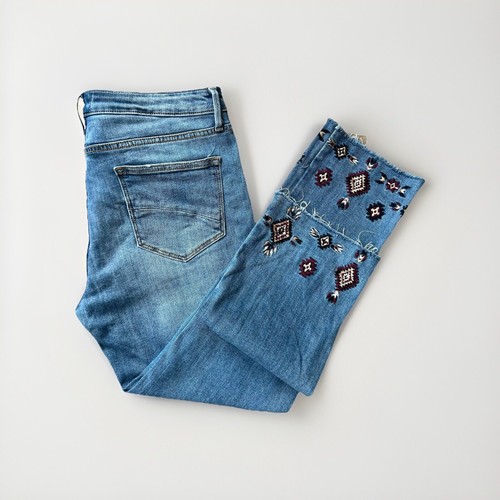 Driftwood Women’s Size 32 Embroidered Hem Straight Leg Jeans Boho Style - 第 3/5 張圖片