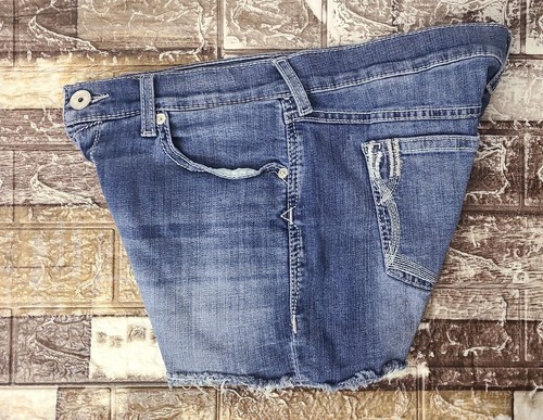 ARIAT Denim Boyfriend Shorts Damen abgeschnitten roher Saum 5 Taschen abgenutzt Größe 29 - Bild 4 von 11