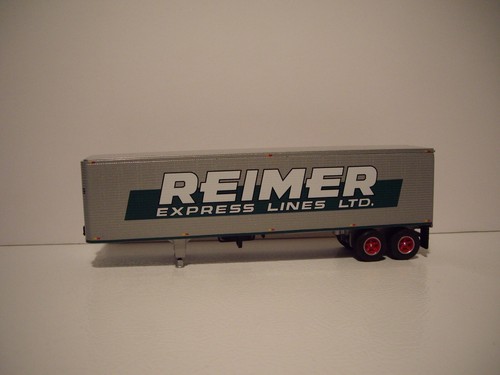 DCP FIRST GEAR 1/64 REIMER LOGOED FORD LT-9000 DAY CAB W/T 40' VINTAGE DRY VAN - Picture 6 of 11