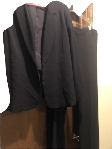 Womens Pant Suit Size 14 Black