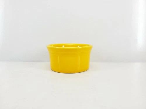 RAMEKIN CUP, SOUFFLE BOWL 8 OZ. daffodil yellow FIESTA new