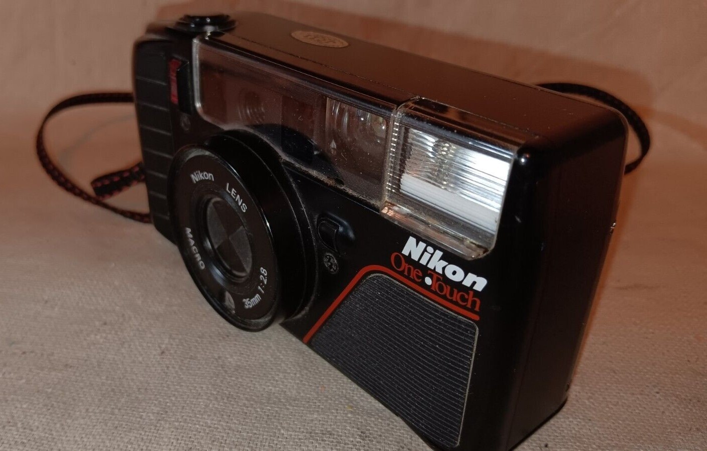 Nikon One Touch L35AF2 35mm Point & Shoot Film Camera w/ 35mm f/2.8