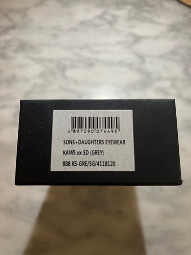 BRAND NEW KAWS XX SONS & DAUGHTERS GRAY SUNGLASSES W CASE - Picture 5 of 9