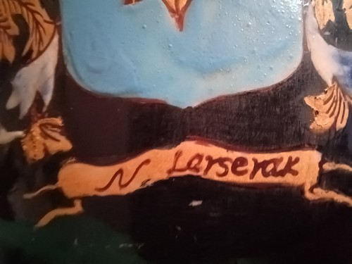 Vintage N Larserak chinesisches Porzellan 3-D geformte Wappenstil Vase, 12 Zoll - Bild 22 von 24