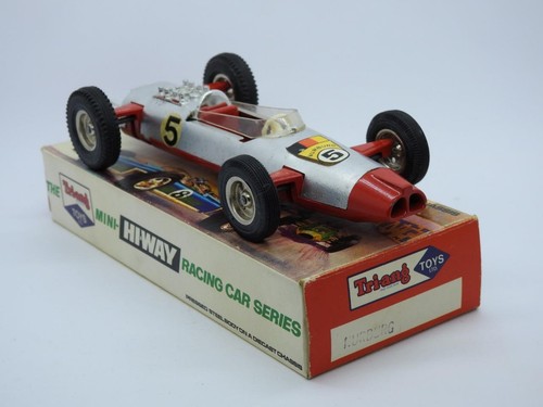 TRI-ANG MINI HI-WAY BOXED 1968 AUTO DA CORSA SERIE NURBURG GERMANIA N. 5 - Foto 3 di 8