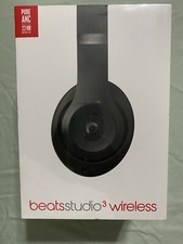 Beats by Dr. Dre MQ562LL/A Over the Ear Headphones - Matte Black