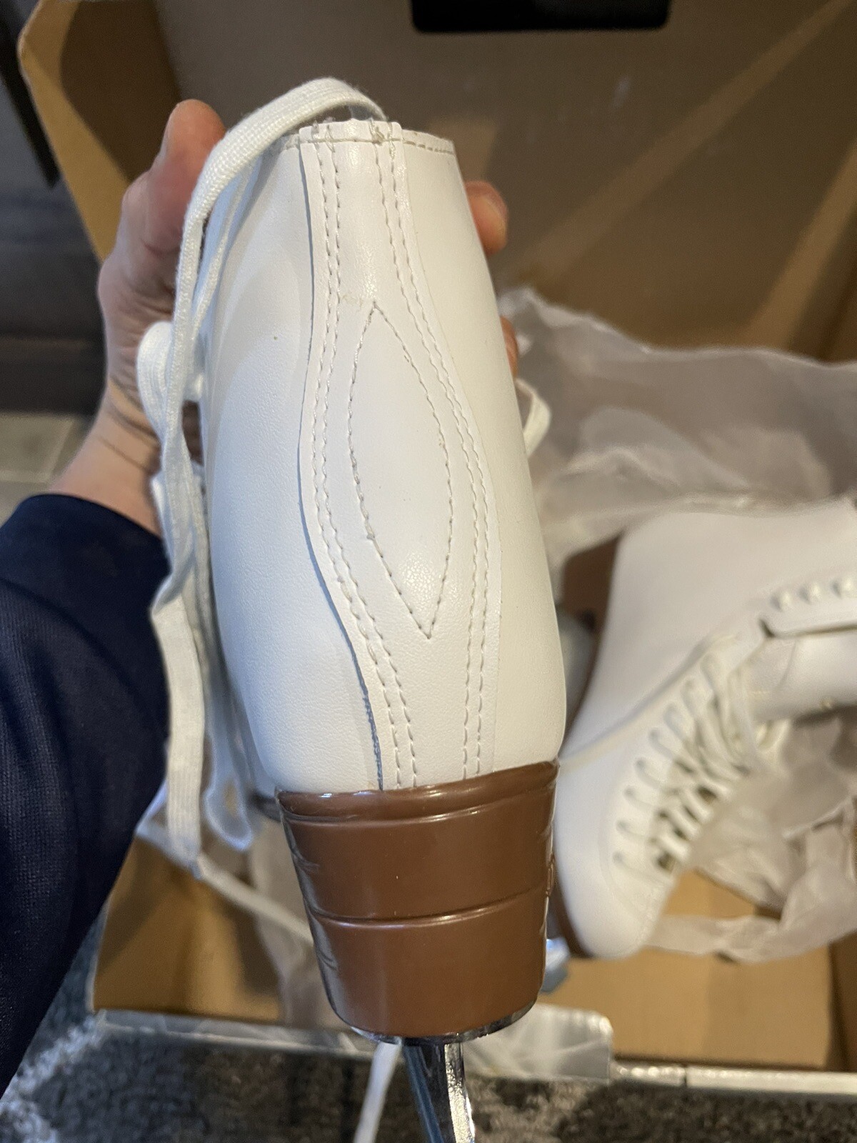 Size 7 B Jackson Artiste 1790 Figure Skating Ice Skates Womens. Open