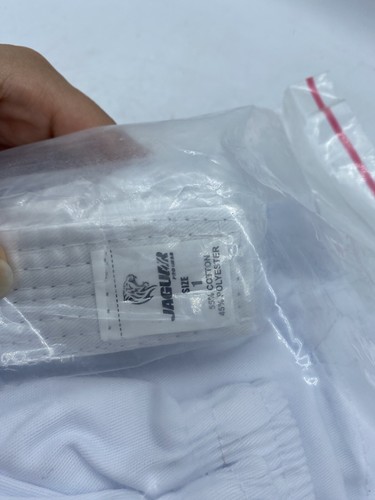 Jaguar Pro Gear - Essential Light Weight Karate Uniform Gi w/ White Belt, Sz: 1 - Picture 9 of 10