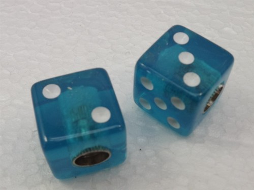 NUEVO TAMAÑO GRANDE 19 MM AZUL CIELO/CLARO Tapas de válvula de dados Old School BMX VÁLVULA SCHRADER - Imagen 4 de 4