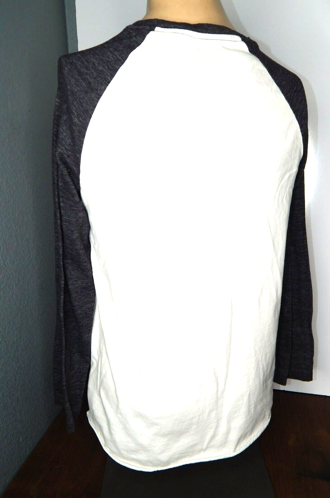 Picture 4 of 6