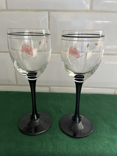 Wine Glasses X 2. Unusual And Pretty Design