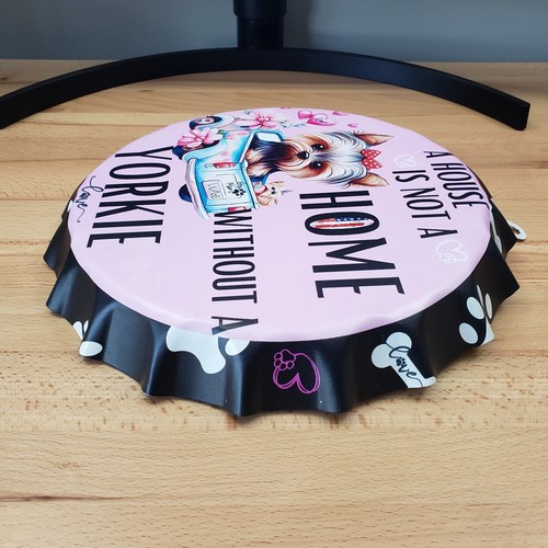 Yorkie Dog Metal Sign Bottle Cap Shaped Wall Decor - Imagen 5 de 6