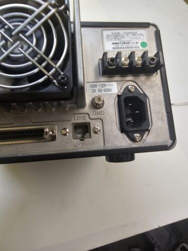 Vertex Standard VXR-7000 150-174 MHz VHF Desktop Ripetitore Radio Base VXR-7000V - Foto 8 di 10