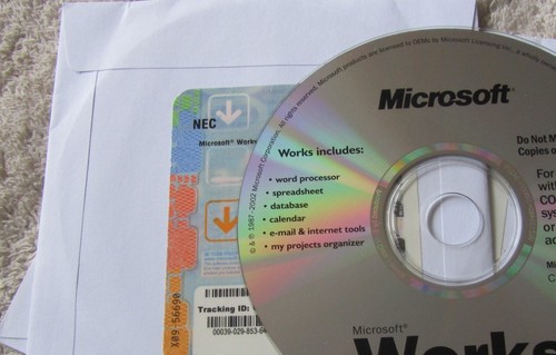 *NEW* Microsoft Works 7 - Full English Version - 2002 - Picture 6 of 6