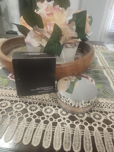 🆕️BECCA Hydra-Mist Set & Refresh Powder Ultra Translucent .35 oz Golden Bronze