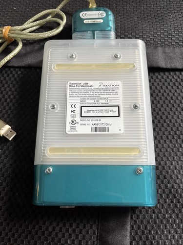 Imation SuperDisk USB Drive for Macintosh - No Power Supply - Picture 5 of 6