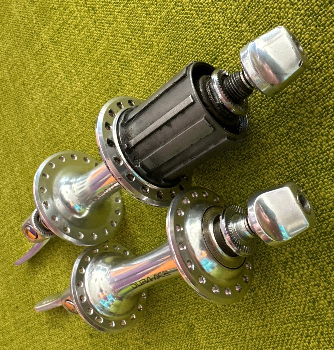 VINTAGE 9 Speed SHIMANO DURA ACE FH-7700 HB-7700 Hubset 36H