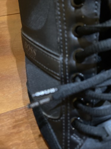 Hugo BOSS Men's Saturn Sneaker All Black Leather Low Top Sz 44 / US 11 GC No Box - Picture 6 of 10