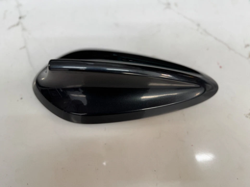 BMW 740I G12 2016-2019 techo exterior aleta de tiburón antena color B41/7 cubierta OEM Foto 2 de 4