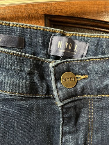 NYDJ Not Your Daughter's Skinny Medium Wash Jeans Women's Size 12 NWT $99.99 - Picture 2 of 9