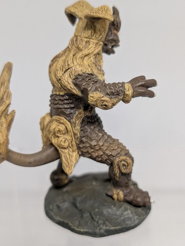 Iwakura 3" King Caesar Godzilla Vs Mechagodzilla HG Figurine Bandai Kaiju - Picture 4 of 4