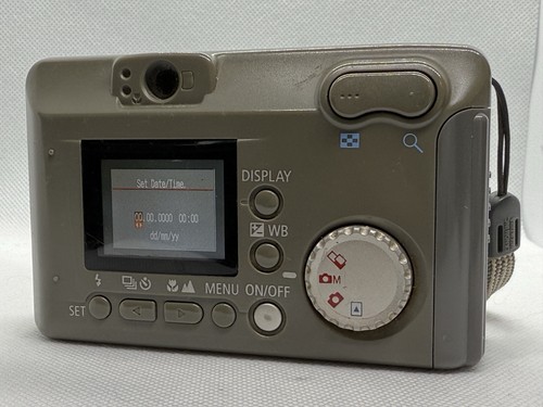 Canon Digital Camera PowerShot A10 1.3MP In Full Working Condition with manual. - Picture 4 of 7