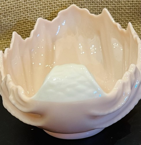 LENOX ~6” Acanthus Leaf PINK And WHITE Bowl~Serving/Candy Dish GUC - Picture 18 of 23