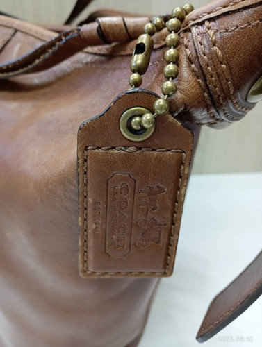 COACH Vintage Bucket Shoulder Bag Brown Leather Model 11422 Used Good Condition - Picture 2 of 24