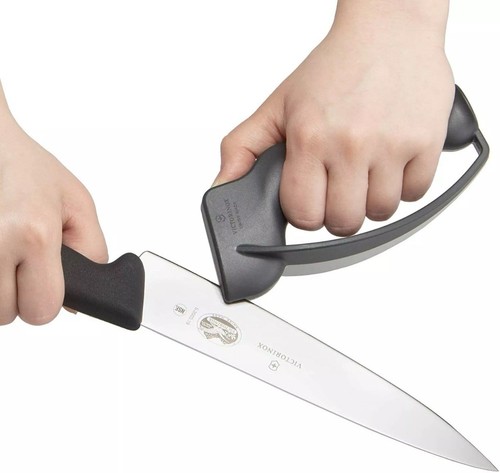 NEW VICTORINOX PULL THRU SHARPENER SWISS MADE 7.8715 Gray/Black 5.5”x2.75” NWT - Picture 12 of 12