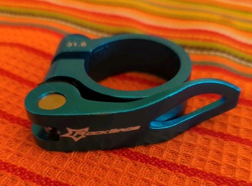 New Lot of 4 QR Seatpost Clamps 31.8mm Black Green Gold Blue - Picture 5 of 7